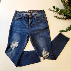 SONG curvy style ripped jeans high rise size 15/32